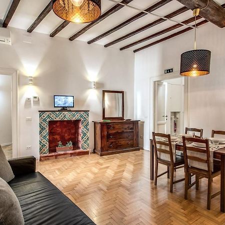 Casa Magiuli' Navona Apartment Rome Bagian luar foto