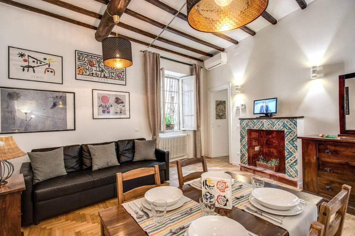 Casa Magiuli' Navona Apartment Rome Bagian luar foto