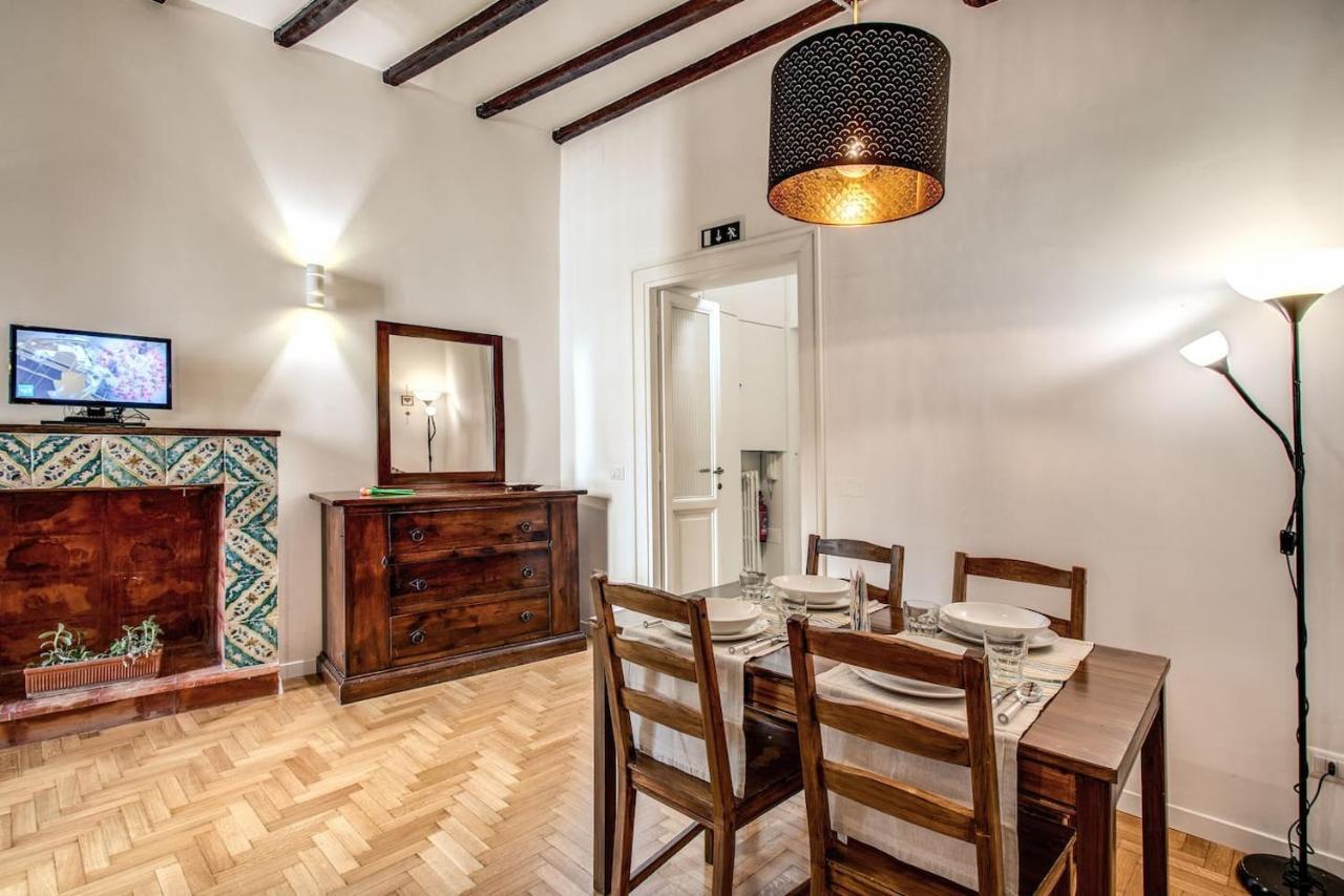 Casa Magiuli' Navona Apartment Rome Bagian luar foto