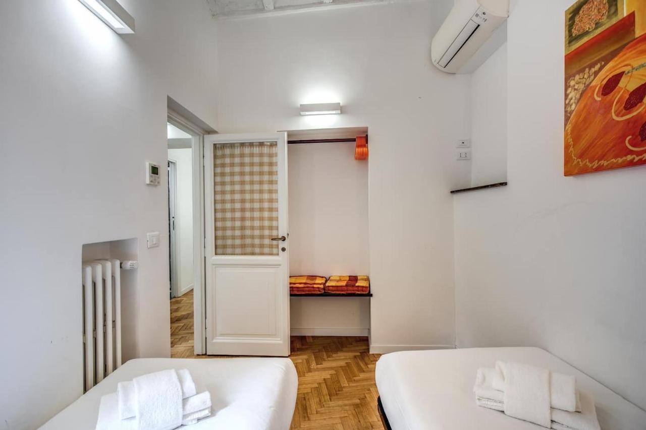 Casa Magiuli' Navona Apartment Rome Bagian luar foto