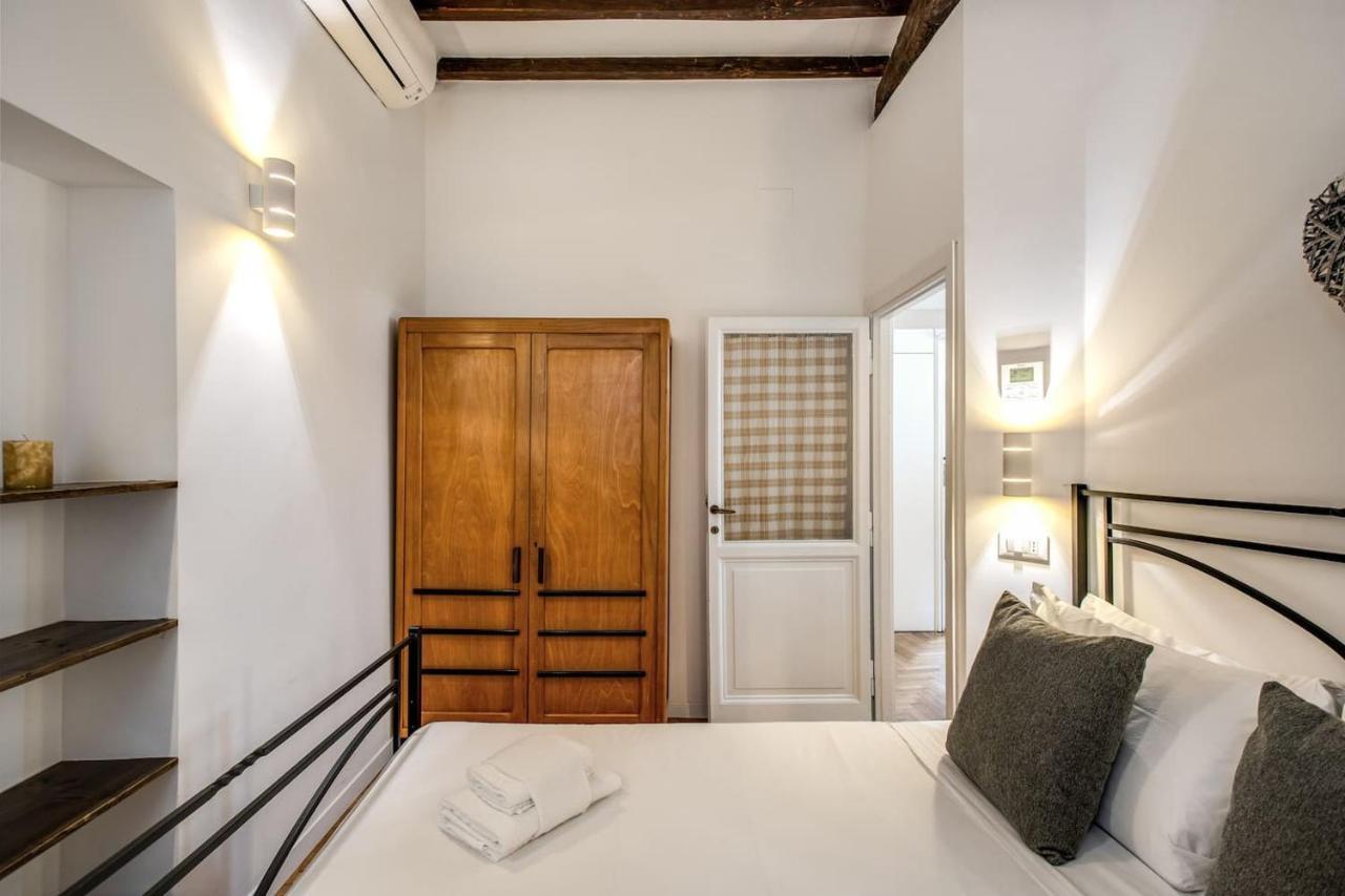 Casa Magiuli' Navona Apartment Rome Bagian luar foto