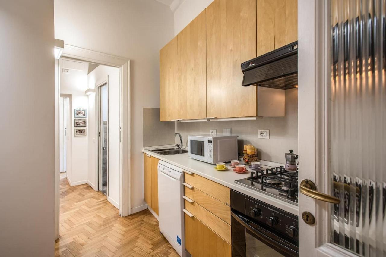 Casa Magiuli' Navona Apartment Rome Bagian luar foto