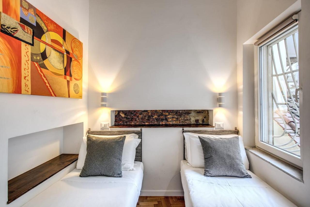 Casa Magiuli' Navona Apartment Rome Bagian luar foto