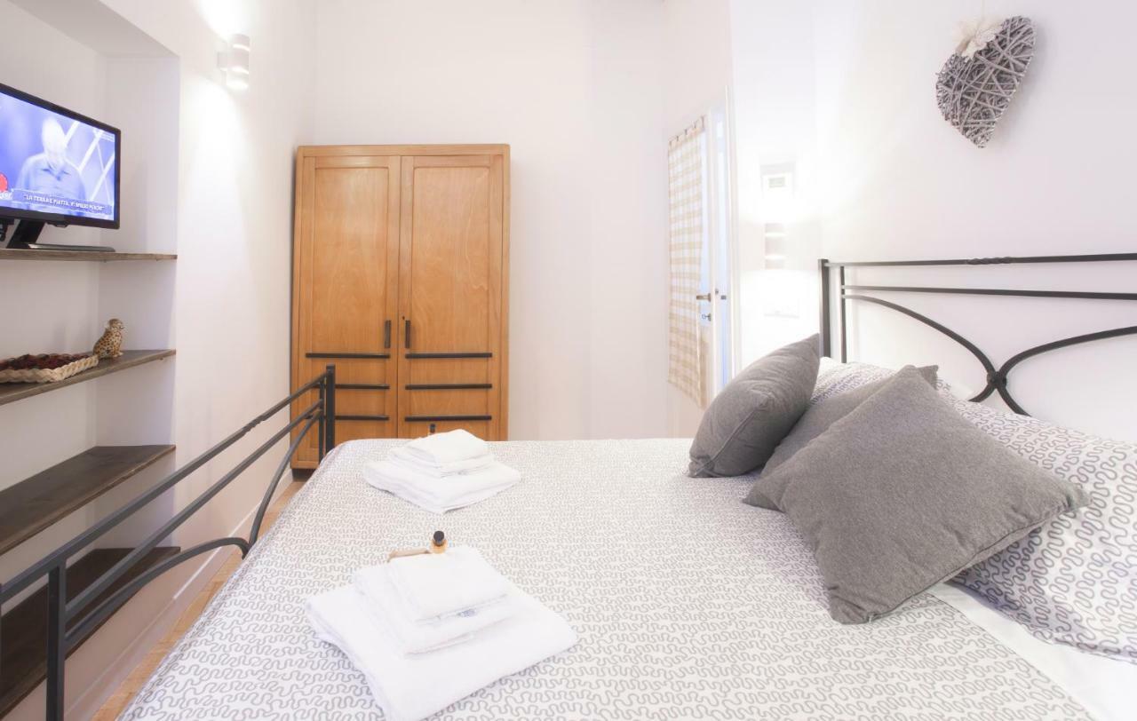 Casa Magiuli' Navona Apartment Rome Bagian luar foto