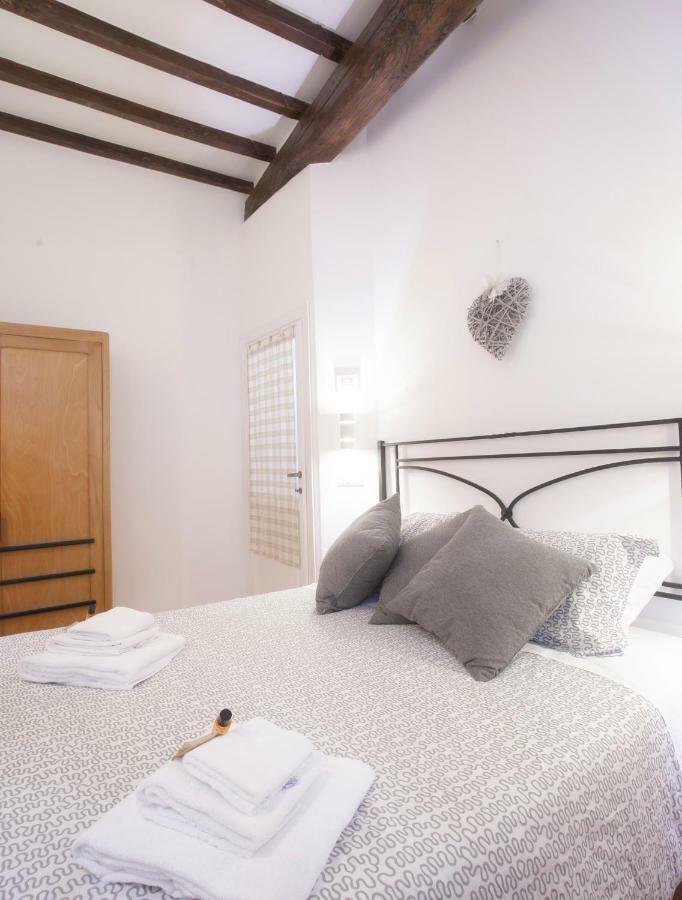 Casa Magiuli' Navona Apartment Rome Bagian luar foto